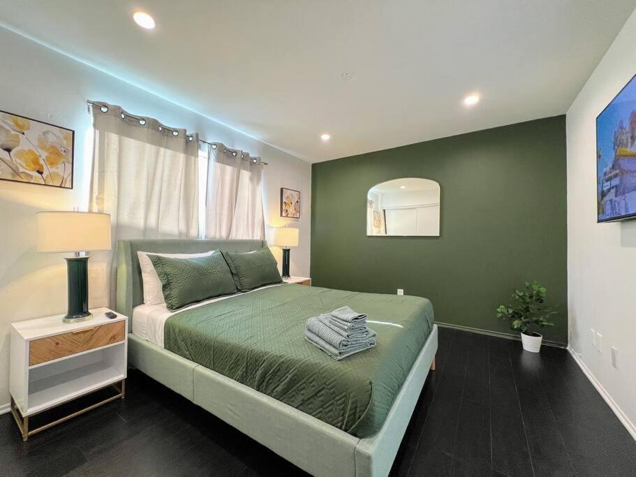 Hollywood Green Habitat Los Angeles Extérieur photo